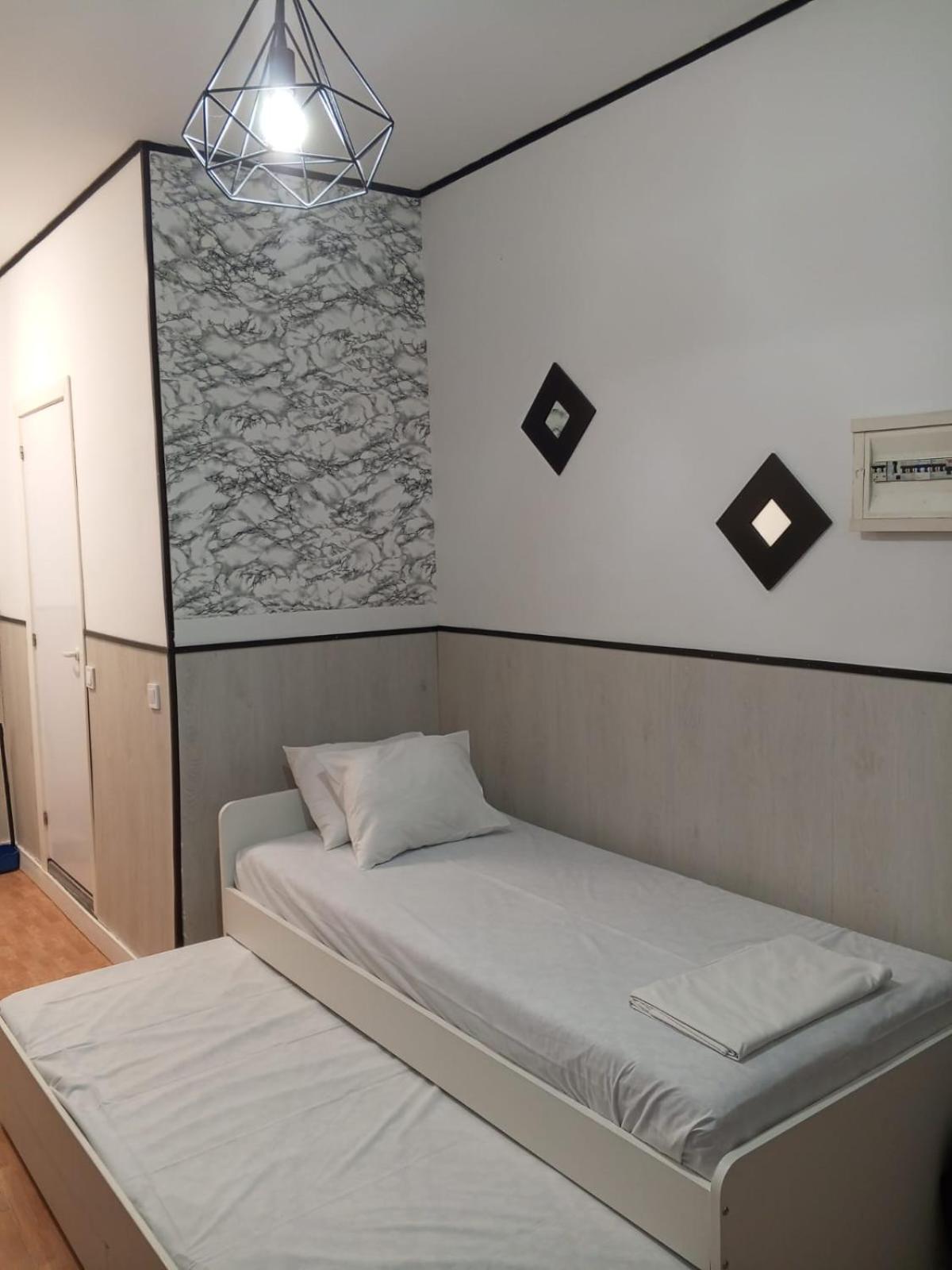 Apartamentos Sol Mayor Madrid Esterno foto