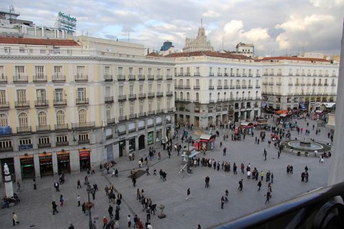 Apartamentos Sol Mayor Madrid Esterno foto